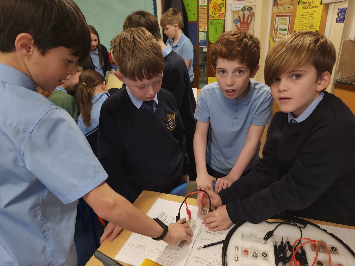 StJosephsp6-24-25 (@stjosephsp45) on Twitter photo P6 explored electricity learning about series and parallel circuits <a href="/stjosephsps/">St Joseph's RC PS</a> #thestjoesstory P6 explored electricity learning about series and parallel circuits <a href="/stjosephsps/">St Joseph's RC PS</a> #thestjoesstory
