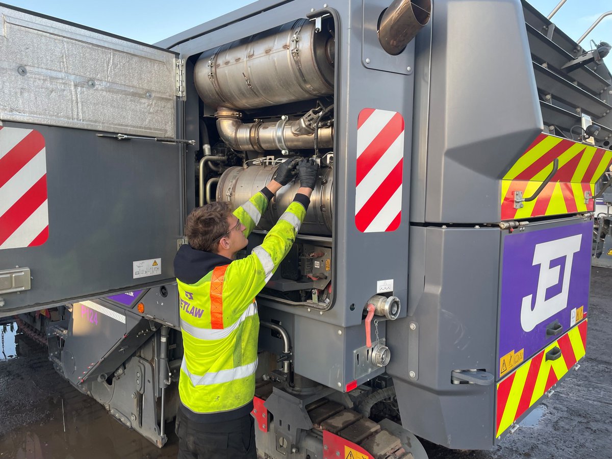 ✨ Spotlight on Theo, our Apprentice Maintenance Manager! ✨
 
From mastering technical skills to tackling real-world challenges, Theo is making positive strides in his career at Jet💪
 
👉 Read more here: buff.ly/3OEEDmK

#JetPlant #Apprenticeship #IndustryFirst