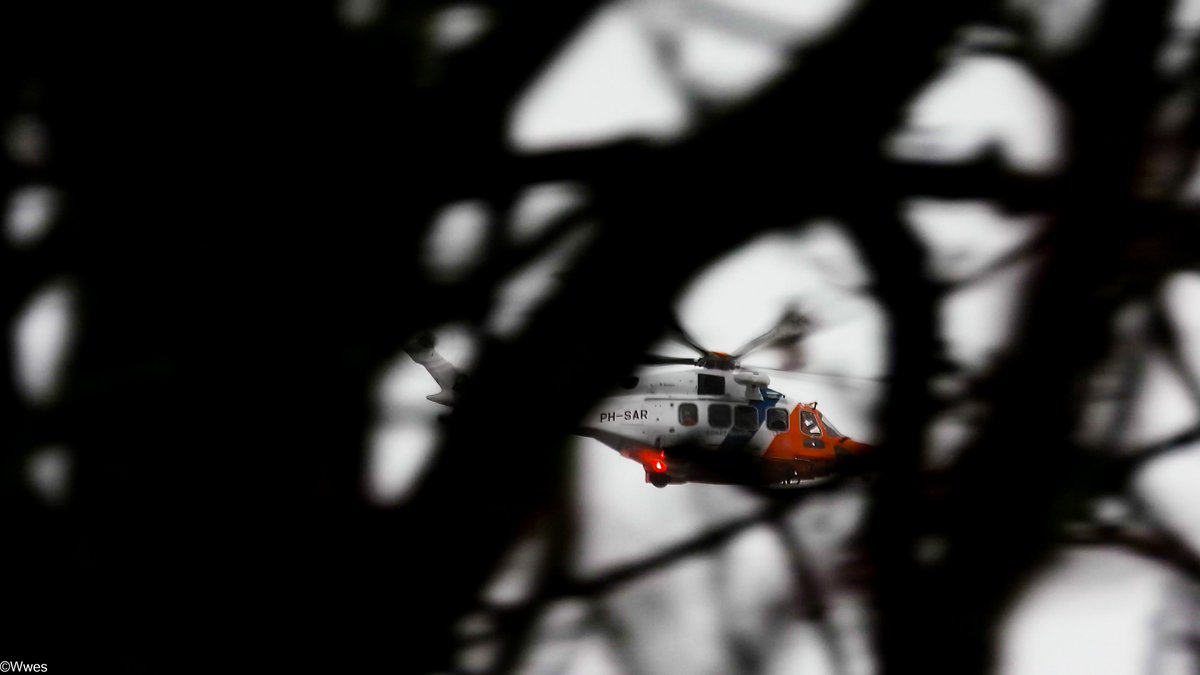wesleyb1989's tweet photo. Dec 6: 14:35
#RSQ06 486449 (PH-SAR) #SAR
The Netherlands #Coastguard #NL
#A189 #AGUSTA AW-189 @Kustwacht_nl
Landed at #Rotterdam (#RTM/#EHRD)
(#NLspot #Planespotting #Nikon (#P950/#P1000) #Aviation #Avgeek #ADSB) https://t.co/yslwKzlytq