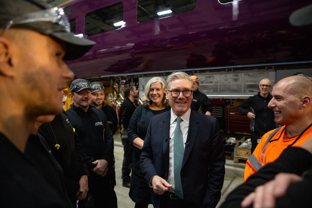 Keir_Starmer's tweet photo. I spoke to Hitachi staff in April. They were concerned about instability and uncertainty under the last government. 

I promised to fix things.

Today I delivered on that promise — securing jobs and boosting rail services. 

My government will always stand with working people. https://t.co/OWKz6gwptg