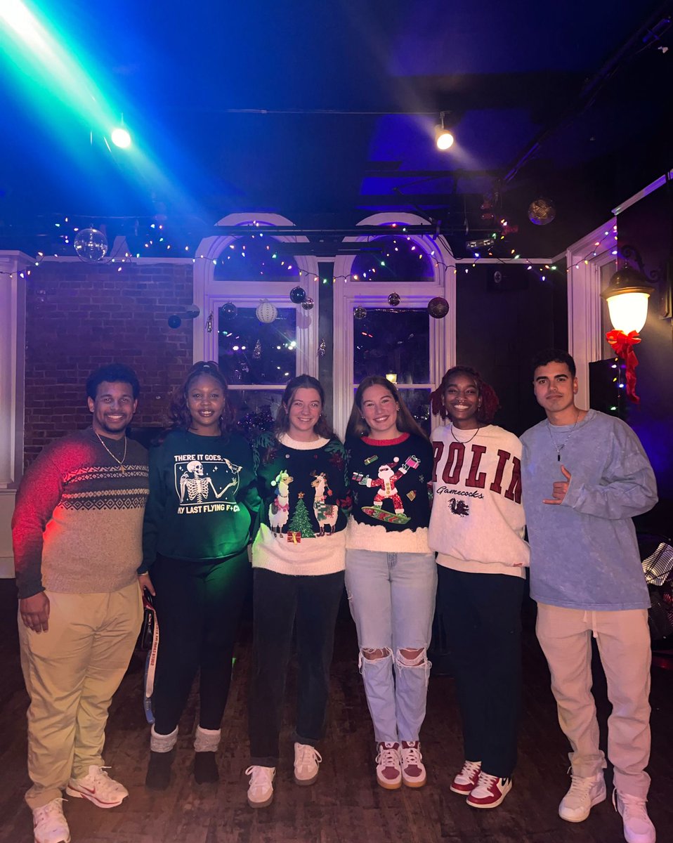 UofSC_AT's tweet photo. Work hard, holiday harder. ๐โจ Rehabbing athletes by day and memories by night. #GamecockAT #PreceptorAppreciationNight https://t.co/UzVfCZ8cut