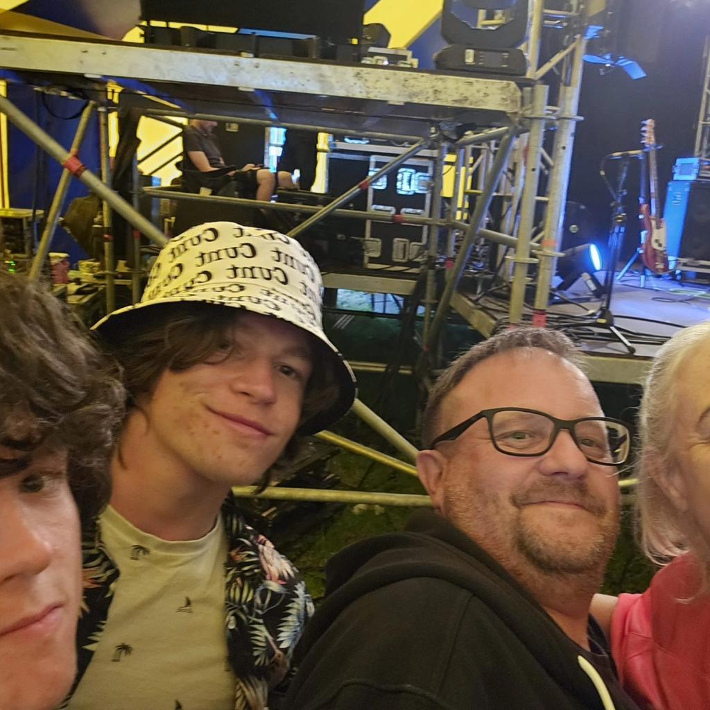 caytig's tweet photo. @Spector Please please play YNot again next year.  We had such an amazing time this year front row. Best band by far (Don't tell Jamie T I said that!) #c*thathayden https://t.co/TtomgKpFEs