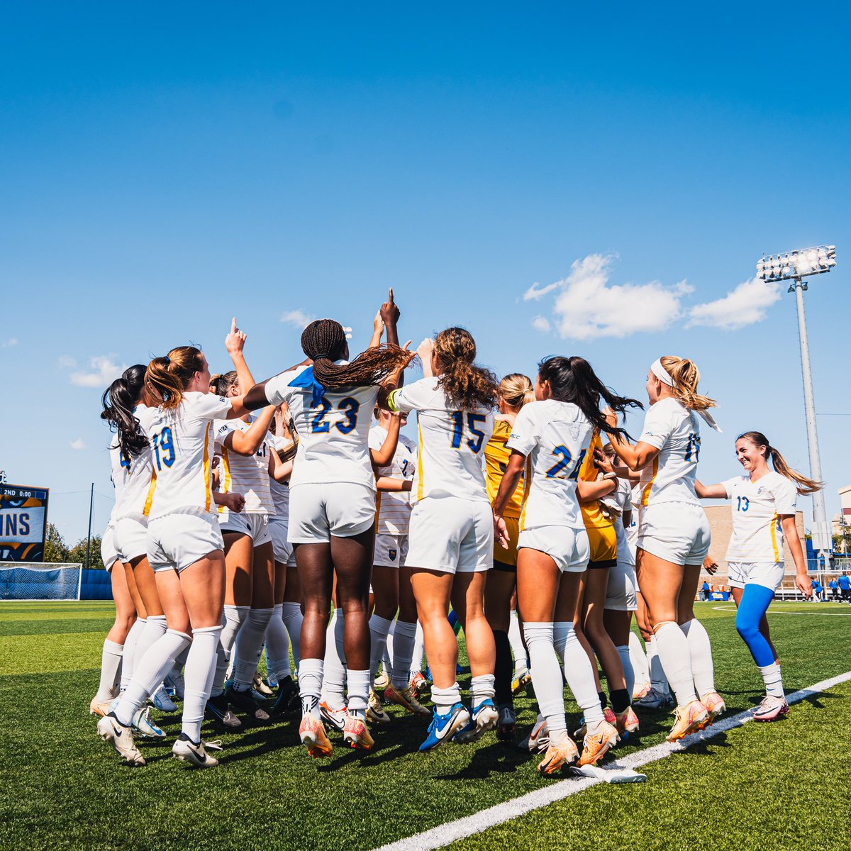chloe_min4's tweet photo. Being a part of @Pitt_WSOC for 5 years has been such a blessing &amp; I’m thanking my younger self for committing here!! I can’t wait to continue my soccer journey and I feel so lucky to have been surrounded by such great coaches, staff and teammates at Pitt! Yinz are awesome!

#H2P https://t.co/KpdQGGYTHR