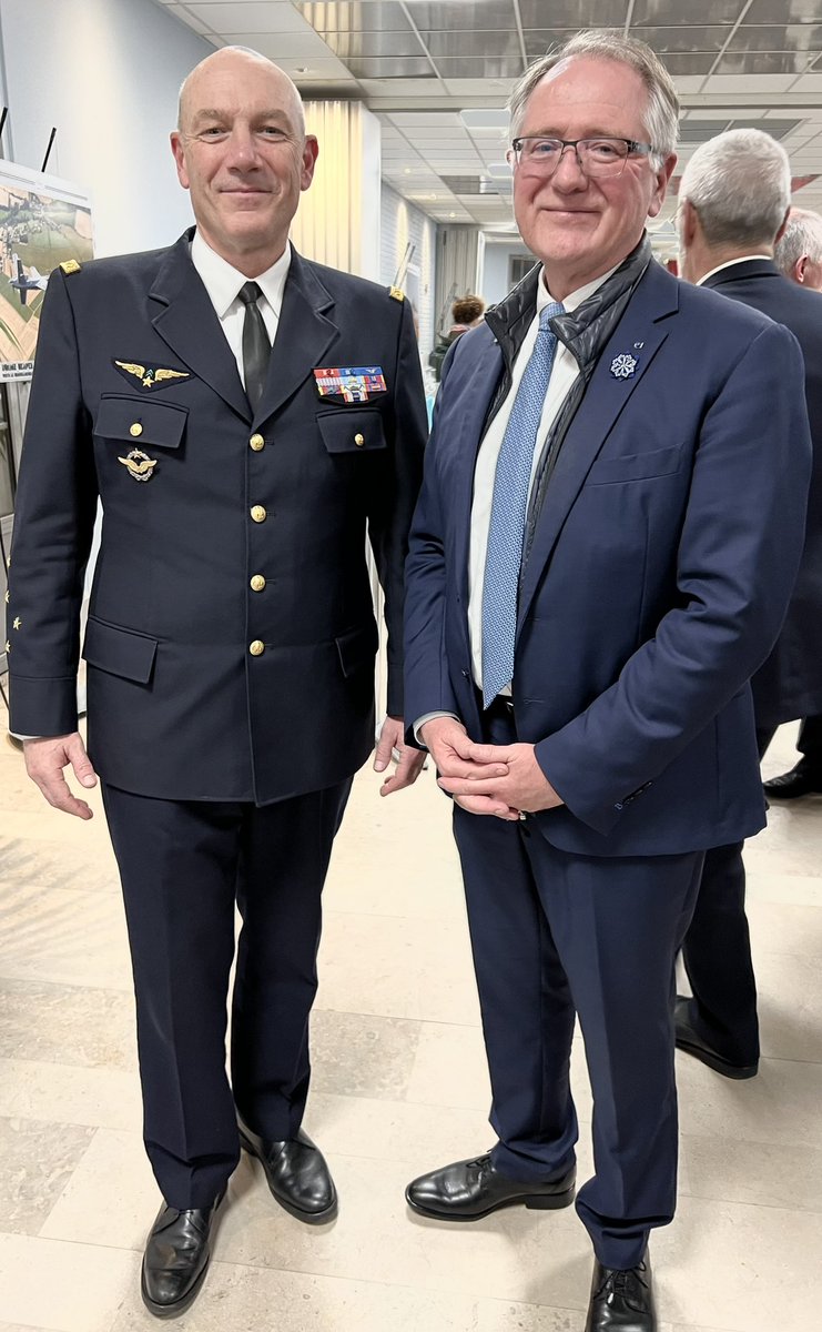 JF_FuretCoste's tweet image. 🎺 Concert caritatif de la Musique de l’Air et de l’Espace hier soir à l’École militaire, organisé par le @CEM_AAE au profit de la Fondation des œuvres sociales de l’Air #fosa et de la #FondationAilesdeFrance. Un pur bonheur jazzy !