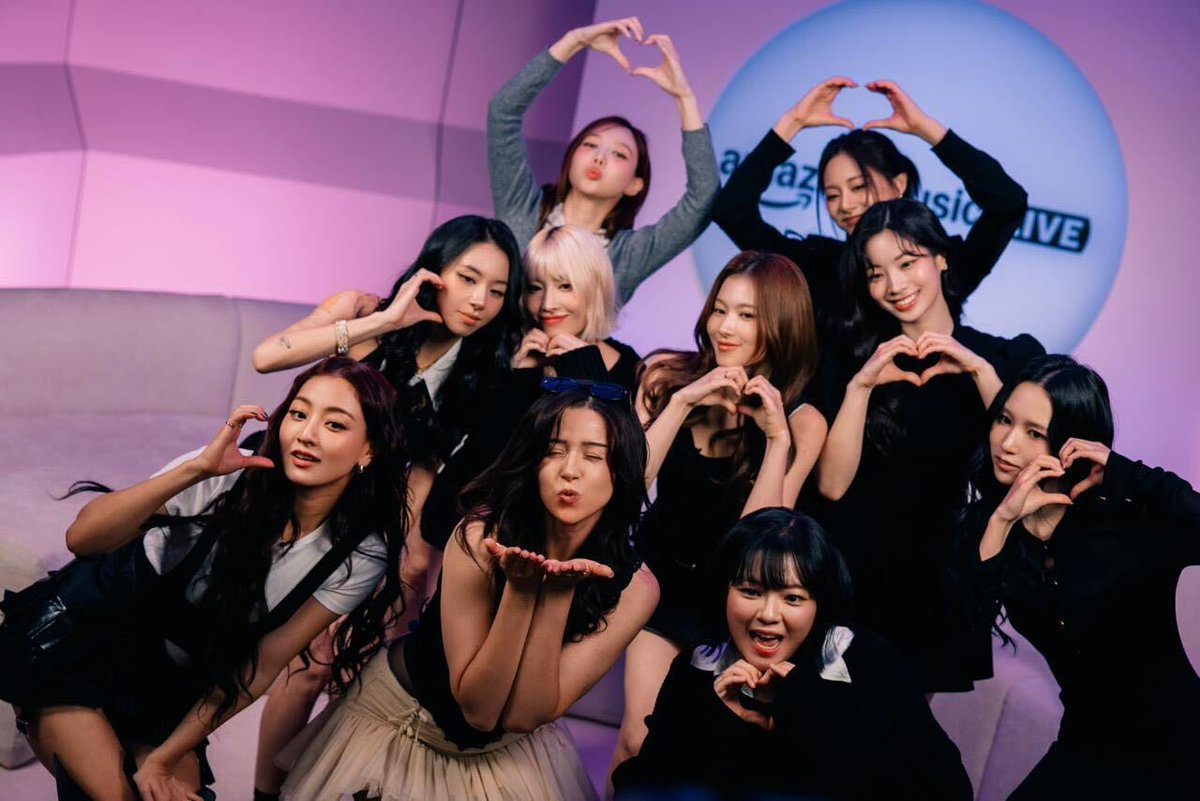 can’t believe i got to meet TWICE 😭