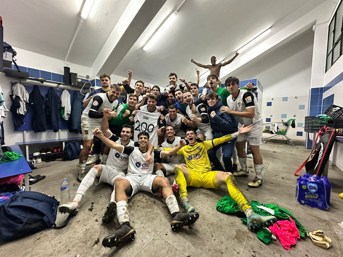 𝐄𝐒𝐓𝐎 𝐄𝐒 𝐔𝐍𝐀 𝐅𝐀𝐌𝐈𝐋𝐈𝐀…