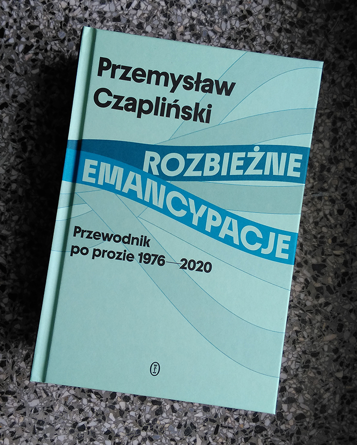 ZapomnianaB's tweet photo. Przemysław Czapliński „Rozbieżne emancypacje”
Przewodnik po prozie 1976-2020
https://t.co/AfNy0BowY3
#WydawnictwoLiterackie #literatura #książka #PRL #przewodnik #PrzemysławCzapliński #proza #book #kultura https://t.co/HcI1p5asbK