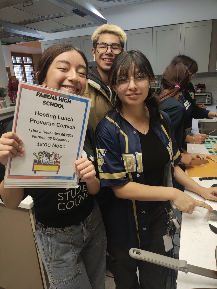D_Aguayo_CTE's tweet photo. Proud moment for Wildcat Nation! Our Student Council is giving back today by cooking lunch and delivering canned food at the Ronald McDonald House. Let’s hear that #WildcatROAR! #SmallTownTough #fhsLEADs #DreamBig https://t.co/RqckeCTQmA