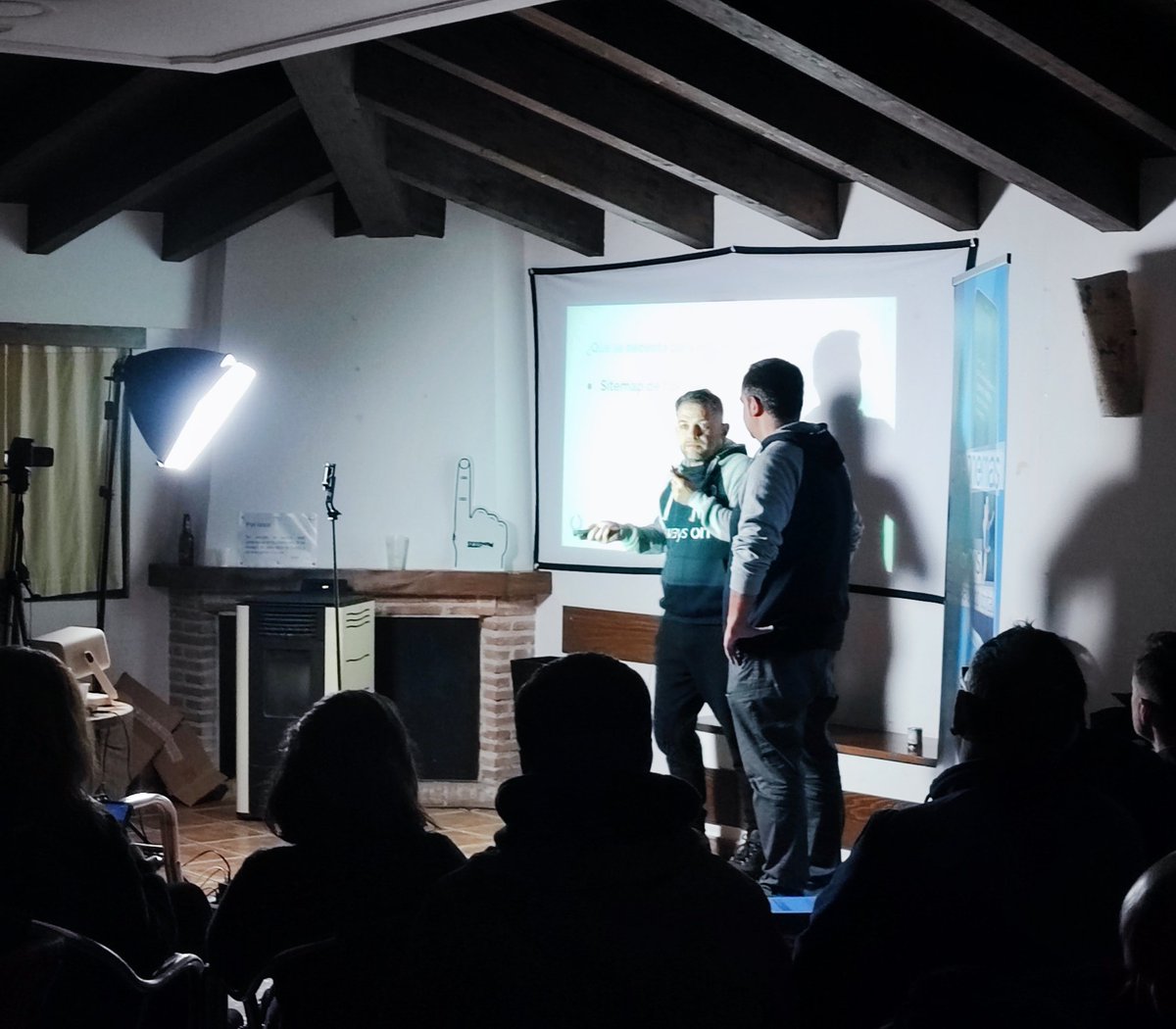 <a href="/macadanet/">David Martinez</a> <a href="/amcmarcoi/">Andrés Martínez Coín</a> <a href="/opennemas/">𝙊𝙥𝙚𝙣𝙣𝙚𝙢𝙖𝙨 | CMS & SEO para medios</a> el mejor CMS del mercado de medios digitales y Discover