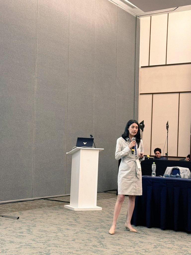 Diabetes Technology: the practical aspects <a href="/MadderJules/">Julia Mader🇺🇦🇺🇦🇦🇹🏳️‍🌈🇪🇺🇮🇱🇺🇦🇺🇦</a> 🔵✨️
Amazing session, thank you for team work. 

Congreso Internacional de la Sociedad Mexicana de Nutrición y Endocrinología <a href="/SMNE_Oficial/">Sociedad Mexicana de Nutrición y Endocrinología</a>