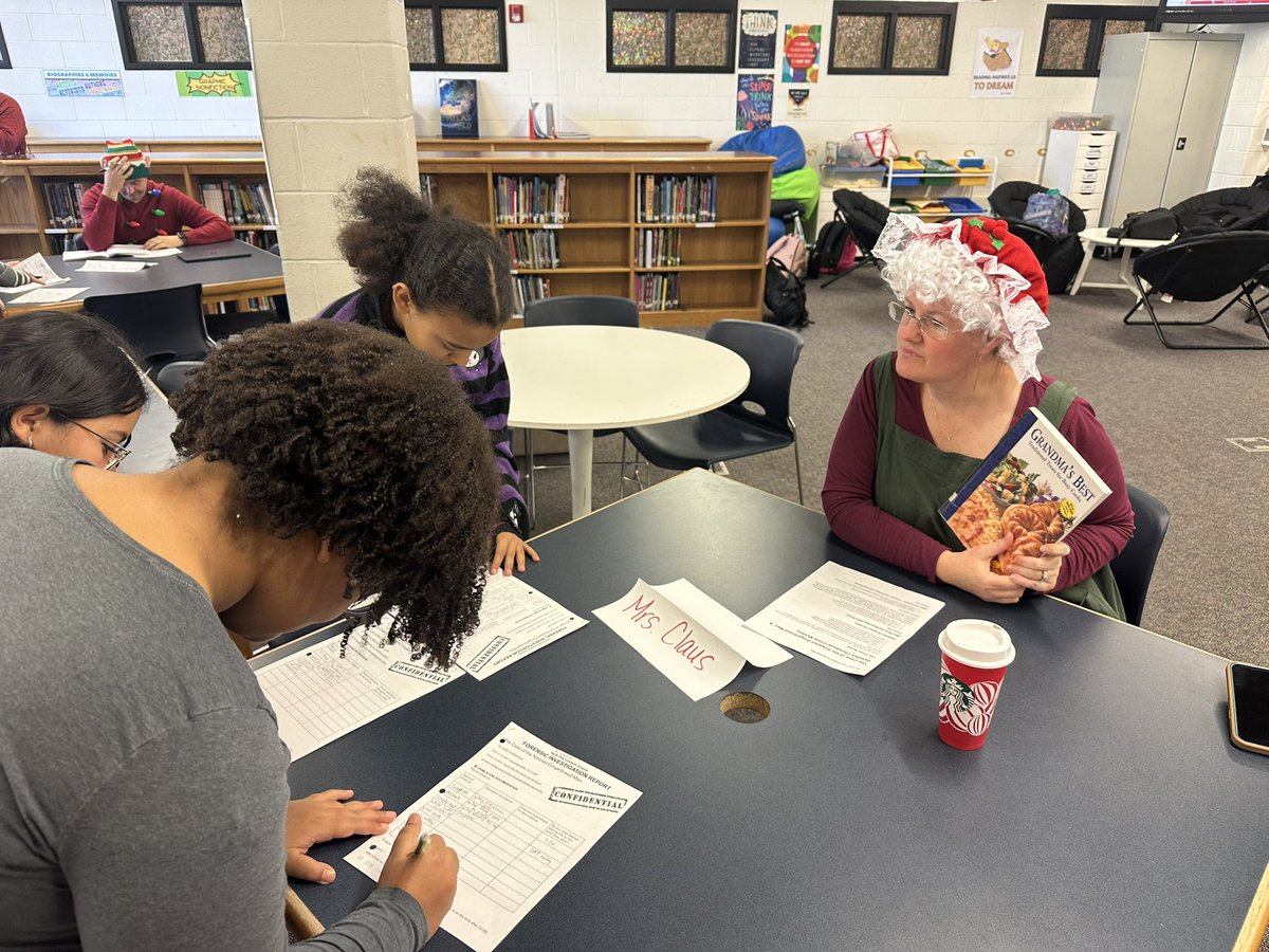 MrsDeweyGMS's tweet image. Summitt’s Forensics class had a blast figuring out which of our holiday-themed suspects ate Santa’s gingerbread man! These amazing staff members brought their characters to life, and the students asked great questions as they interrogated the suspects. So fun! @GMSEagles