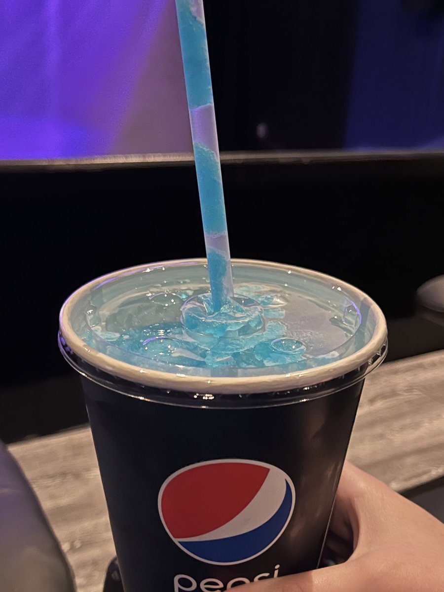 ⎈ julia ⚓︎ tweet media