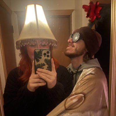 theycallmedenaa's tweet photo. #NewProfilePic https://t.co/JSU8Fdu400