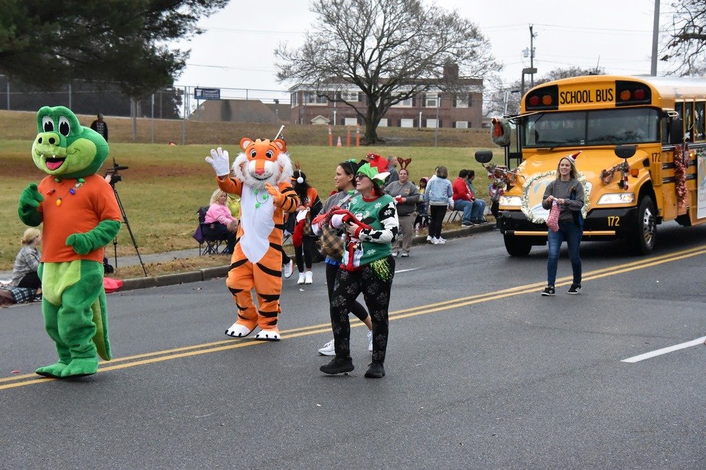 COME JOIN US! Wicomico County Public Schools, its marching bands, students, Teacher of the Year Debbie Reynolds, Supt. Dr. Micah Stauffer and WCPS Staff will participate in the Salisbury Jaycees Christmas Parade on Sunday at 1pm. We'll be handing out loads of candy.
 Come See Us!