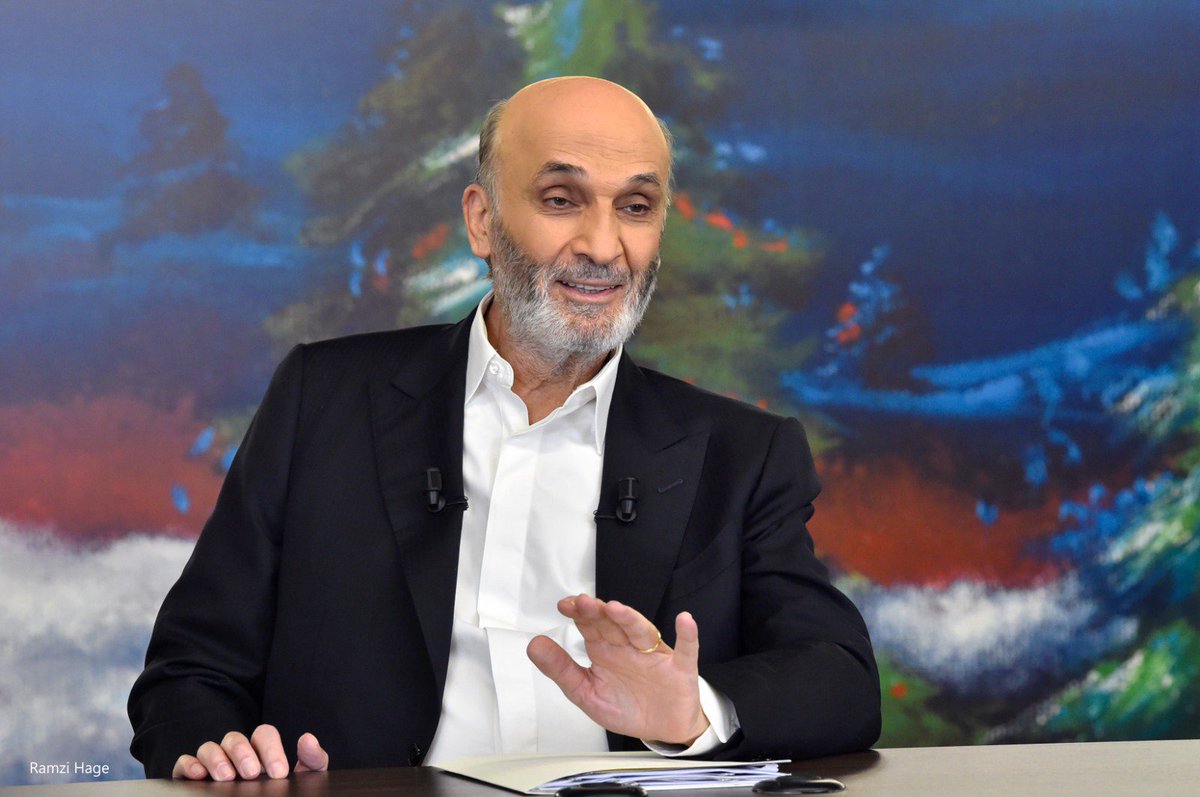 DrSamirGeagea's tweet photo. الجيش اللبناني سيقوم بكل واجباته لتنفيذ الاتفاق والدفاع عن لبنان في حال أي اعتداء. وما بقى في حزب الله عسكري. حزب الله سياسي 'ع راسي وعيني'، بس عسكري انتهى.

#دفاعًا_عن_لبنان https://t.co/sjueHWVV5g