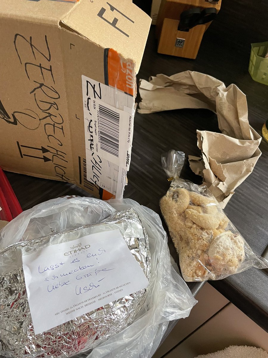 Wenn ein DHL Päckchen Stollen und Plätzchen aus 🇪🇸 enthält 😍🥰