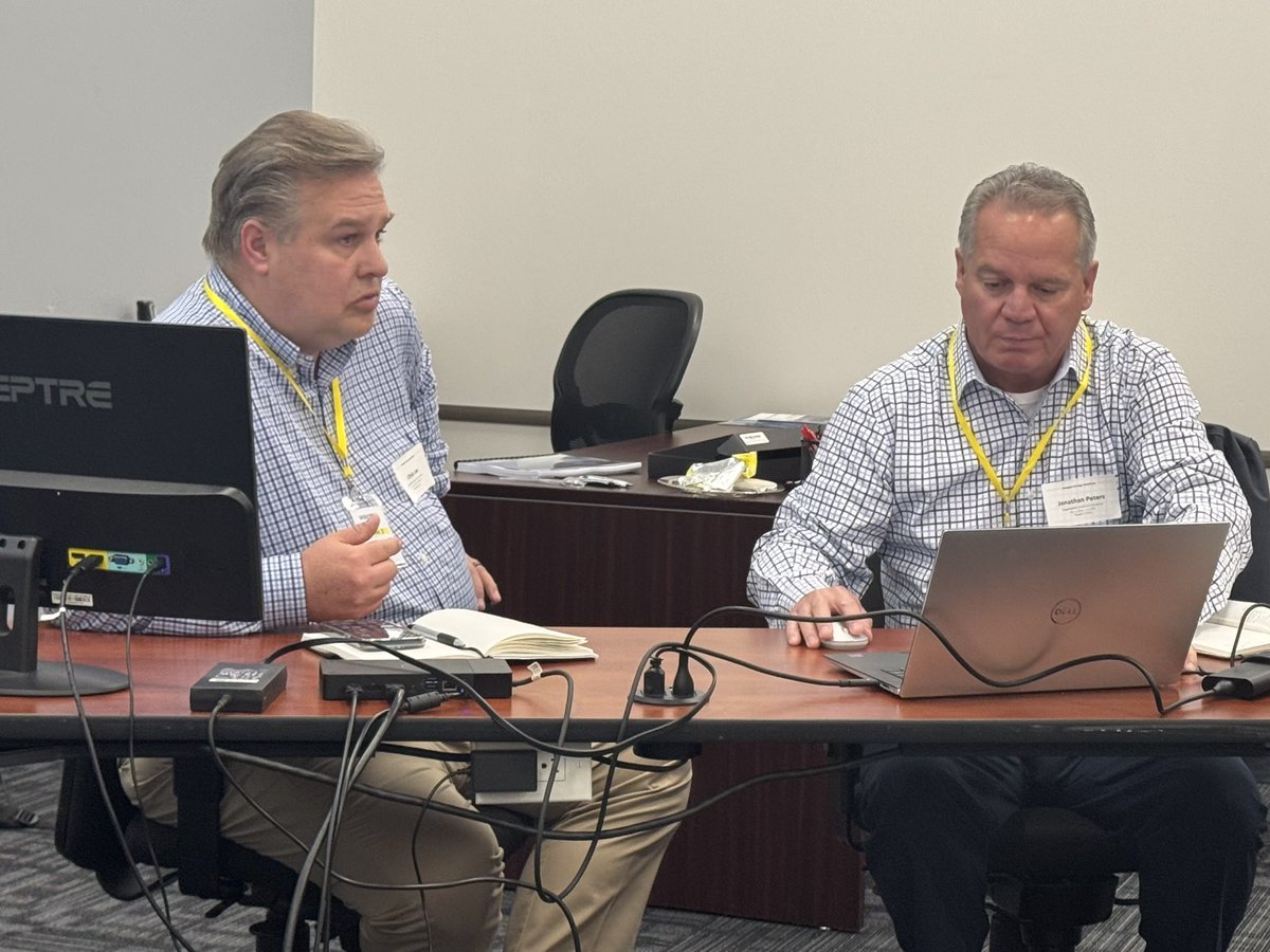 thinkempirical's tweet photo. Empirical team members Christopher Lee, Bill Morrow, and Jonathan Peters were in Texas this week to lead a key strategic planning session with the senior leadership team of a client in the power generation industry.
#ThinkEmpirical #StrategicPlanning #DrivingValue https://t.co/g0AC4uP4Cs