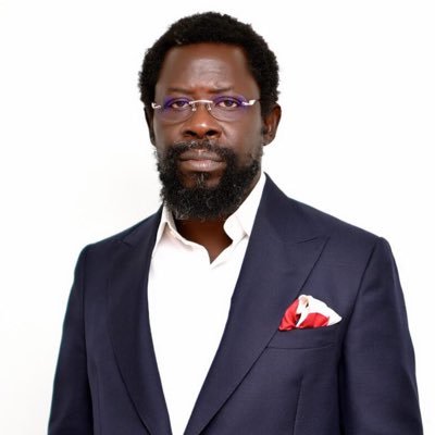 Davidfolksy's tweet photo. With this Dele Farotimi  issue, you can now understand better that the only time the political class/govt. consider you a citizen is during political thuggery &amp; census just to manipulate the budget &amp; enrich themselves.
Wise up
 #Naira #TheExperience19 AriseTv Vado #NonsMiraj https://t.co/i5dpxet0w2