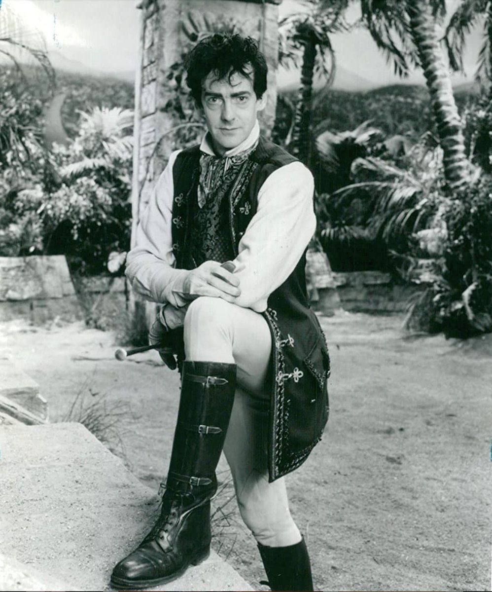 A happy 70th birthday to Tenpole Tudor, Crystal Mazer, dapper chap and all round nice bloke. Ed Tudor Pole!

(His birthday is listed as a mix of 1954 or 1955 online, but his FB page has said he's 70 today, so I'll go with that! - facebook.com/profile.php?id… )