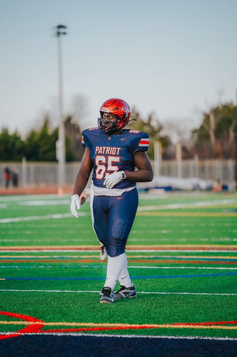 Blessed to receive 2nd Team All-Region honors. Was an amazing season, on to the offseason. Full SZN highlights coming soon <a href="/FinnertySean/">Sean Finnerty</a> <a href="/Coach_Beylor/">Coach Beylor</a> <a href="/PWCsportsVA/">Prince William County Sports</a> <a href="/PatriotHS_FB/">Patriot Pioneers Football</a>