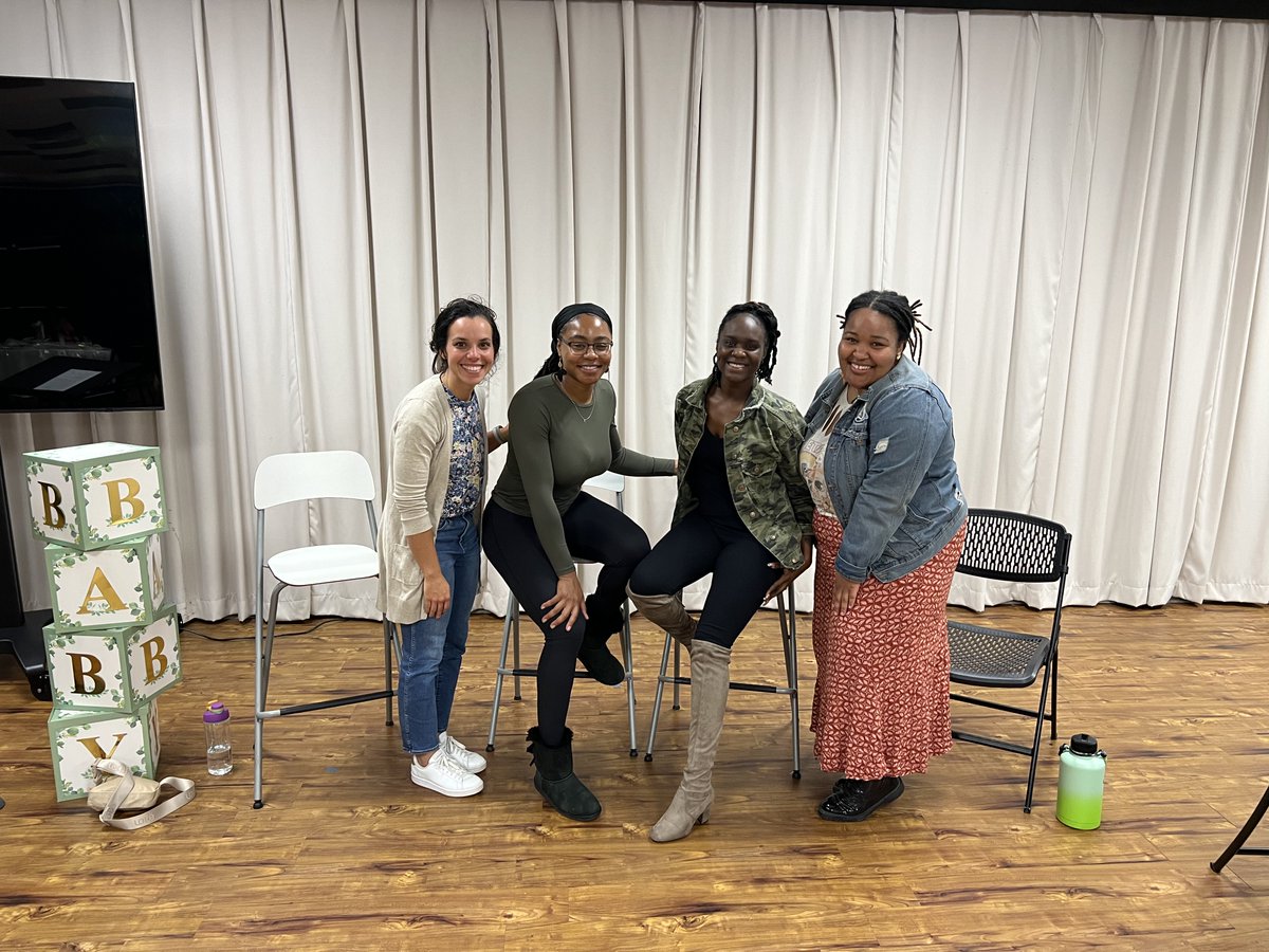 Congrats to our fall session Pregnancy 101 graduates! Swipe to see our “mom panel”—where four moms returned to tell their birth stories and answer questions from the expectant moms. #ThePregnancyNetwork #pregnancyeducation #birtheducation