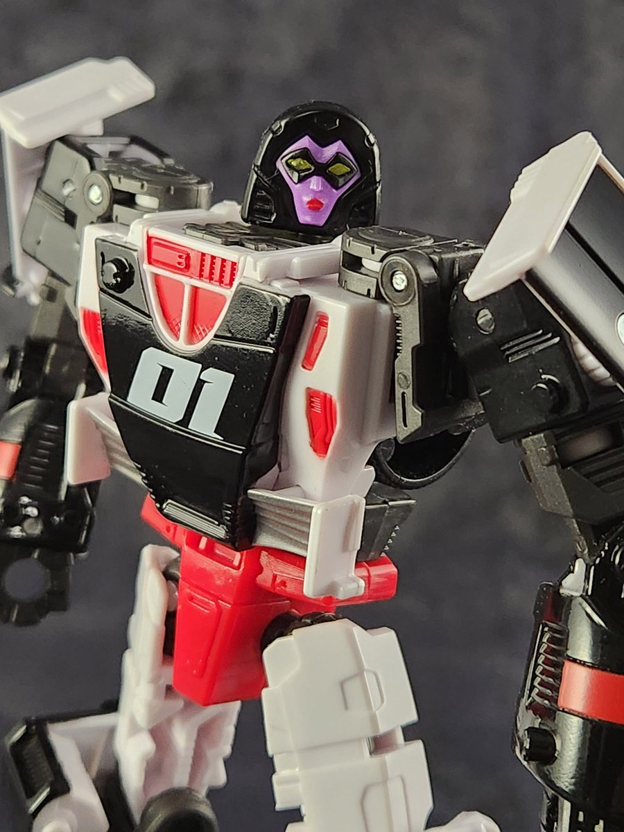 ▲ƶιʍ ▼ɛɴʞʂ†▲ (@azimvenksta) on Twitter photo With the Crasher reissue officially confirmed, good time to pickup my Renderform cartoon styled head sculpt for her. Only 4 left in stock. This kit is officially discontinued, and no more will be produced. With the Crasher reissue officially confirmed, good time to pickup my Renderform cartoon styled head sculpt for her. Only 4 left in stock. This kit is officially discontinued, and no more will be produced.