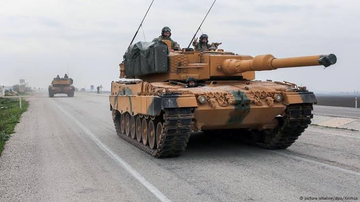 ogzhn_uyg's tweet photo. 🇹🇷Bu devlet boş laf etmez.

"Bir gece ansızın gelebiliriz" derse gelir... https://t.co/qFBwKdB2SI