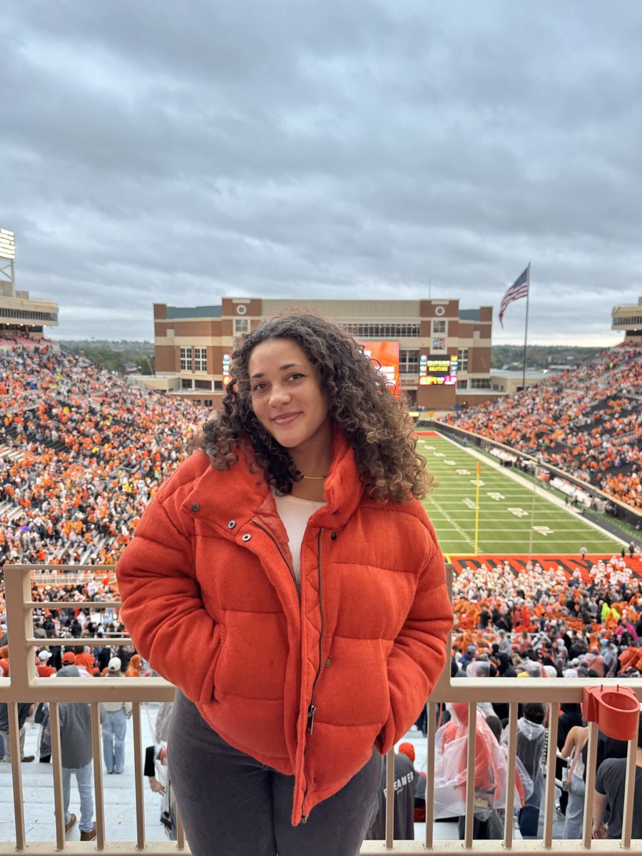 Kayla J. Dunn tweet media