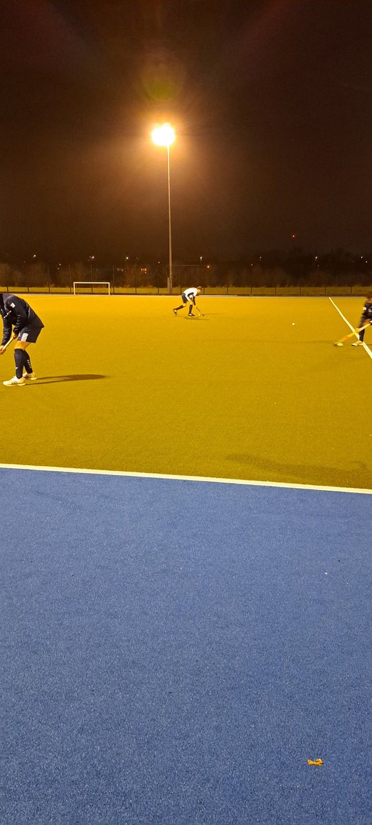 rjbruce's tweet photo. Sure what else would you be doing onna wet and windy Friday night ##UmpireLife #FHU3Team https://t.co/SH9ID41VR6