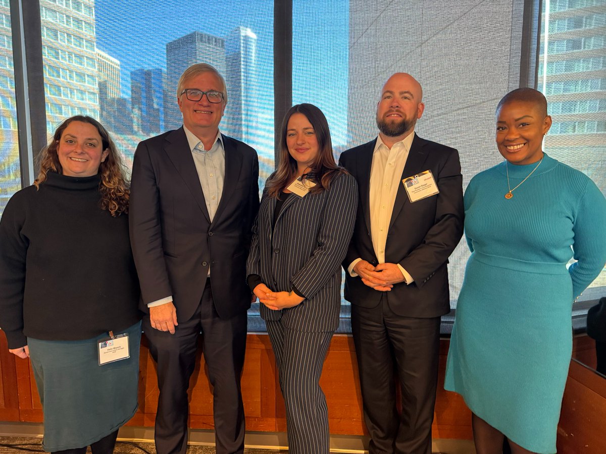 Community_Wind's tweet image. Today, our team attended @CityAndStateNY State Legislative Retreat, where Daniel Sieger, our Vice President of Development, participated in a panel discussion.

Dan shared insights about our project and highlighted how we’re bringing the benefits of offshore to communities across…