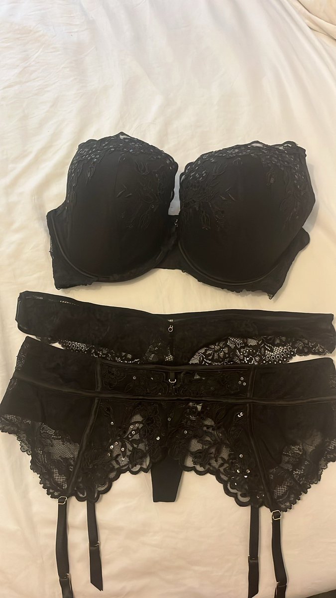 mr_mrsh's tweet photo. The little black number I’ll be wearing under my dress tonight at the work Christmas party 🥂 https://t.co/PpofIoe8hJ