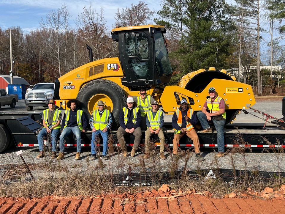 Congratulations to the Fall 2024 CCC Heavy Equipment Operator Academy and CCC Electrical Lineworker Academy graduates! 👏