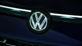 carrroscom's tweet photo. Carrros: Volkswagen inicia vendendo uma fábrica na China

🔗 Leia mais em:https://t.co/L9AY7yV6RW

🌐 Fonte: 

#Volkswagen #Venda #Fábrica #China #IndústriaAutomotiva https://t.co/trHSKXFc6J https://t.co/GRc1mq4ECs