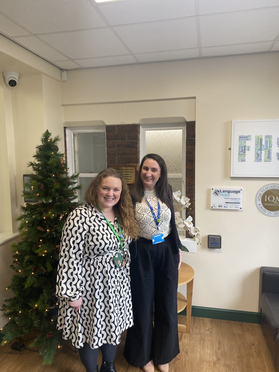 KinderLangNW's tweet image. 🚗🚙This week saw @CIWoodward and @MMassey_Kinder visit two more of our #LanguageHubs partner schools - @NorthChadderton and @Fairfield_HSFG. Both visits were fantastic - they discussed intervention, moderation, and using technology to improve student&apos;s progress.  @ncle_ioe
