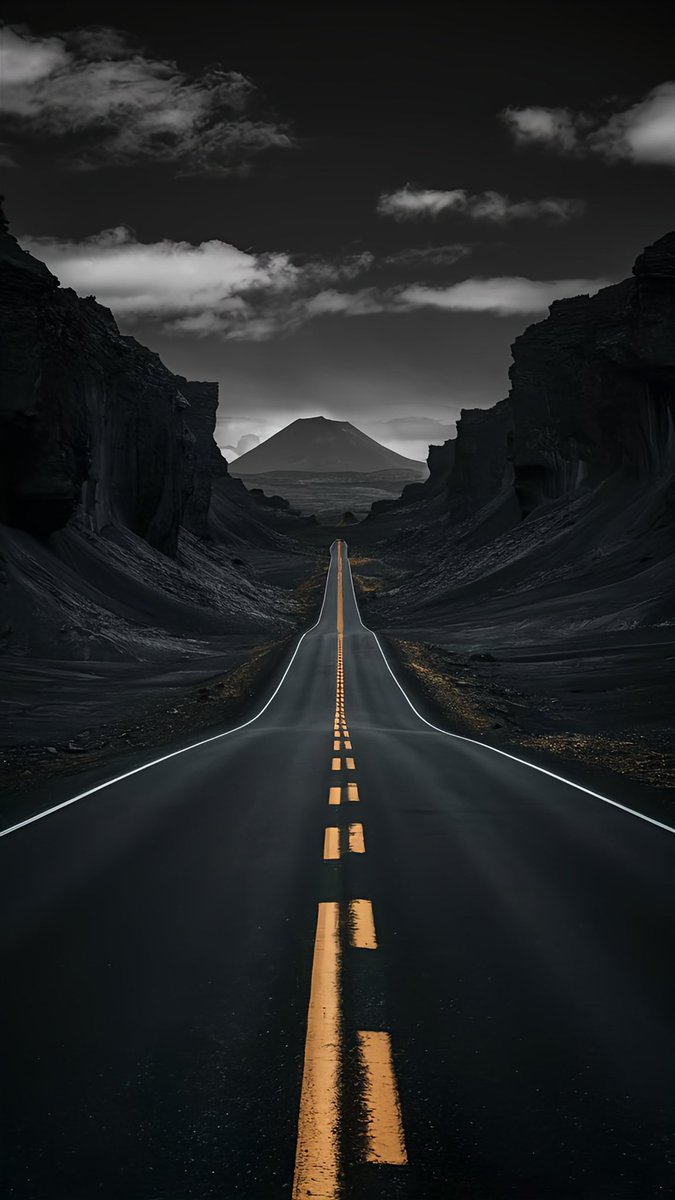 10MTTT's tweet photo. @gorgeous4ew سكة طويلة https://t.co/rV1rh6wknD