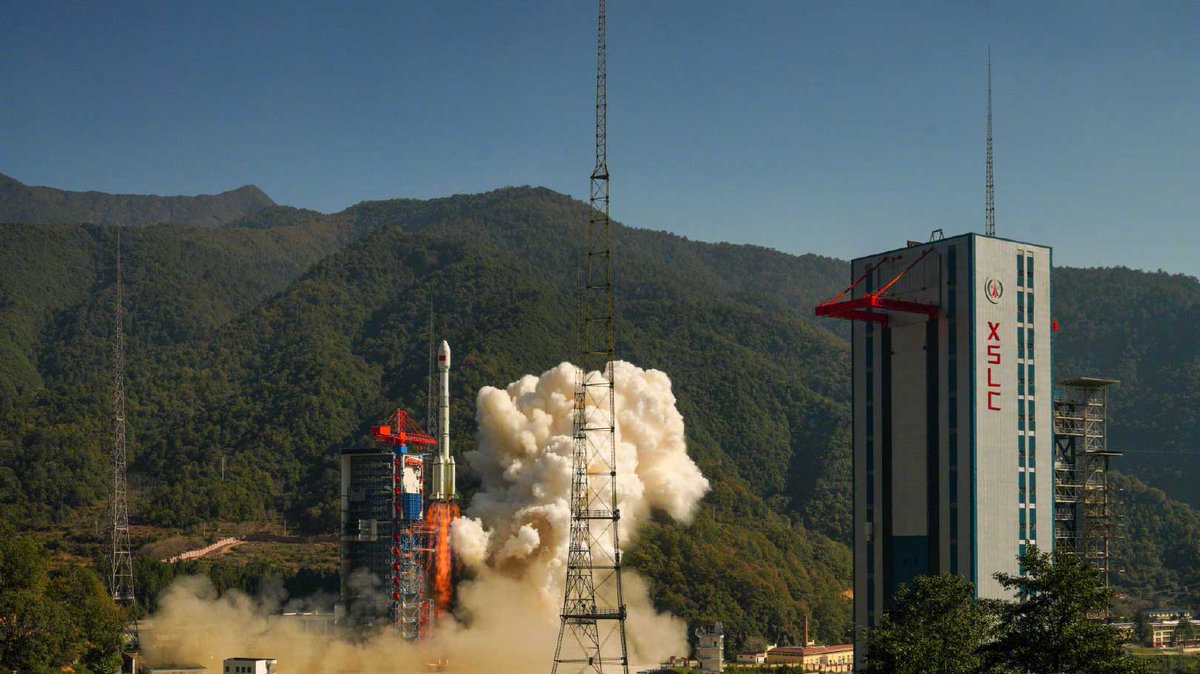 AsiaSpace's tweet photo. On this day, 12.06.2020, a sun-synchronous orbit satellite, 'Gaofen-14,'  was launched onboard the Long March 3B rocket from the Xichang Satellite Launch Center, Sichuan. This launch was the 354th flight of the Long March rocket series. https://t.co/lLUnpdYP1i