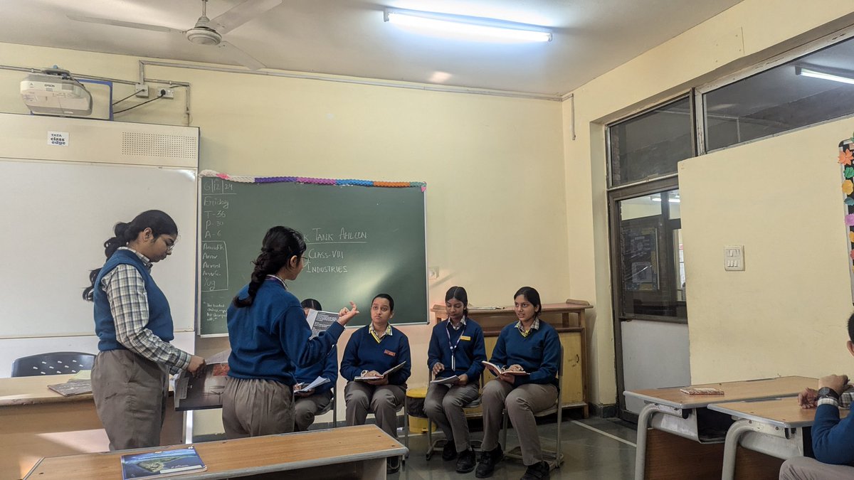 soniaranand's tweet photo. "Class VIII at #Ahlcon Intl. showcased entrepreneurial brilliance in 'Shark Tank Ahlcon.' Exploring the topic Industries, they pitched innovative ideas, fostering creativity, teamwork, and real-world business insights in an engaging classroom activity. #LearningByDoing https://t.co/X8em5h6CjZ