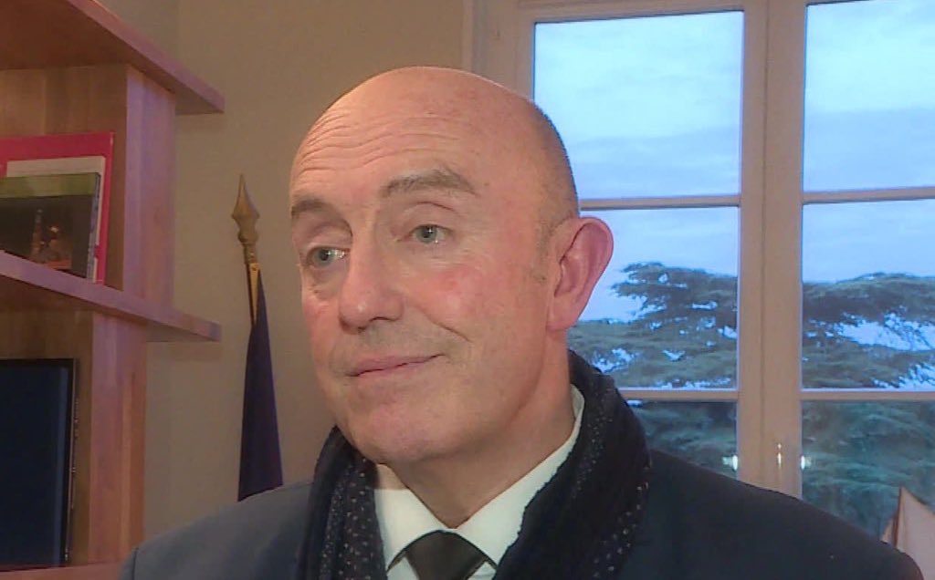 ⚡️🇫🇷FLASH - L’argent public coule à flots : dîner au Georges V pour 6.500 €, soirée dans un club de strip-tease pour 1.200 €, milliers d’€ dépensés en alcool... Le président du département de la #Somme, décoré de la Légion d’honneur par Emmanuel Macron l’an dernier, Stéphane