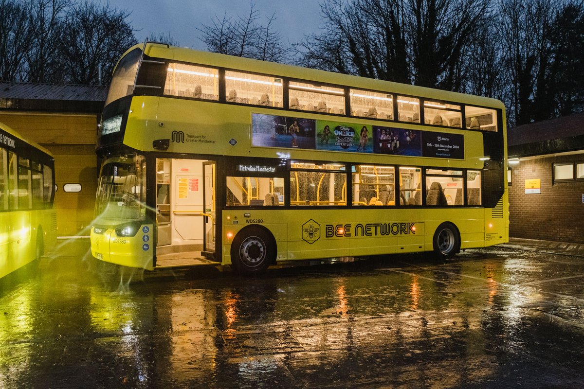 CLondoner92's tweet photo. 🐝 Greater Manchester takes control of its bus network next month.
🚆 Plans to add 8 rail lines to the Bee Network by 2028.
🚌 New bus routes, cleaner vehicles, and lower fares from January.
⚡ 25% of buses to be electrified by 2025.
https://t.co/to2dOHJoF4 https://t.co/0mfbtO3sIT