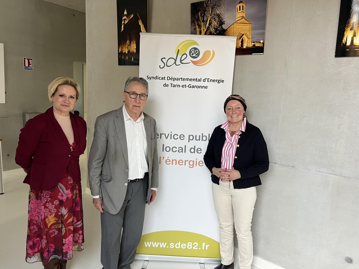 Marine Hamelet tweet media