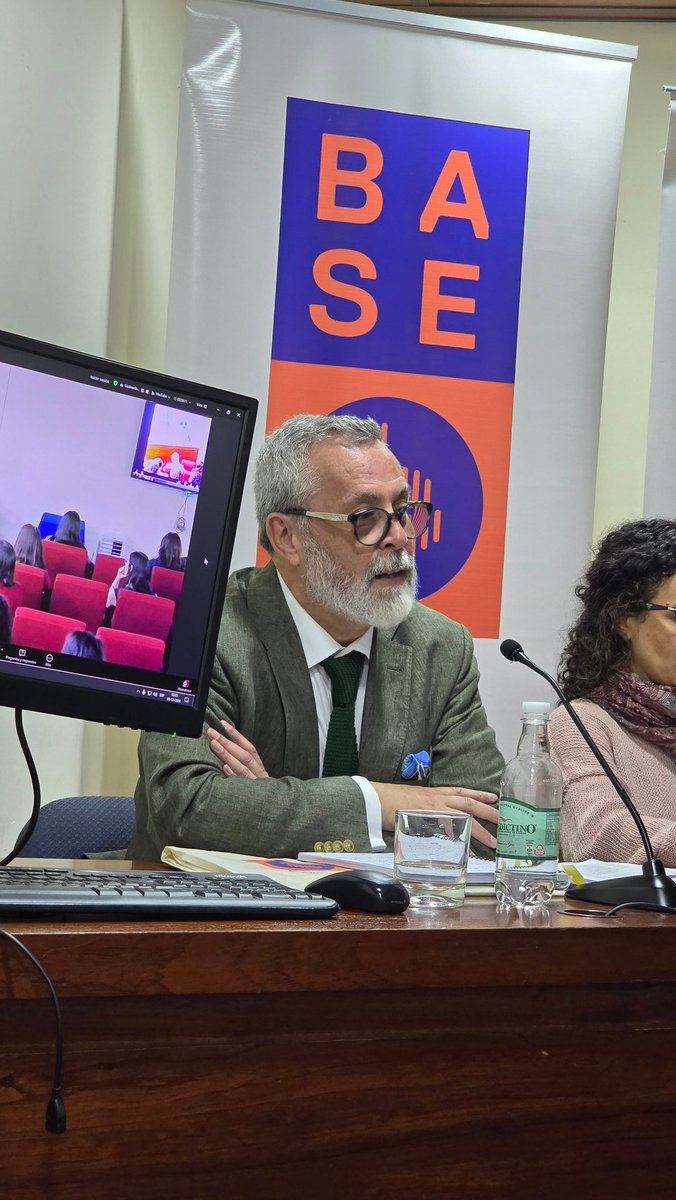 MilenioBASE's tweet photo. 🔴 [EN VIVO] Presentación proyecto "Propuestas para incrementar la identidad antártica en Chile: Enseñanza como herramienta para fortalecer la conciencia antártica en Chile" 🇦🇶 @derechouchile @U_Antartica  @MilenioBASE

📲 Transmisión online:
https://t.co/Pbw0BqbYA8 https://t.co/03Ph7OgKAn