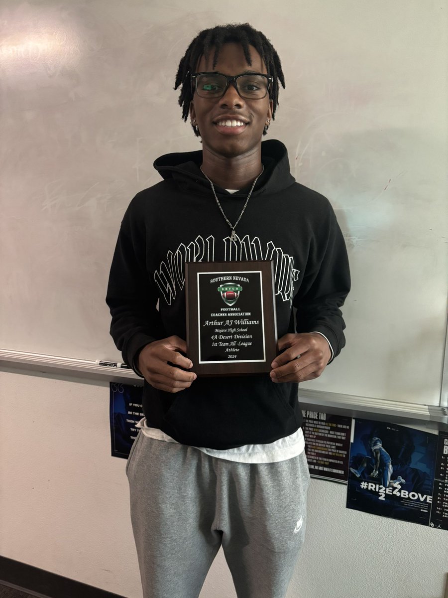 Blessed to be named First Team All-Conference ATH. Thank you to all my coaches for helping to make this possible. 🙏🏾 #agtg✝️ 
<a href="/Mojavefootball1/">Mojave Rattler Football</a> <a href="/coach_pacheco/">Coach Wes Pacheco</a>
