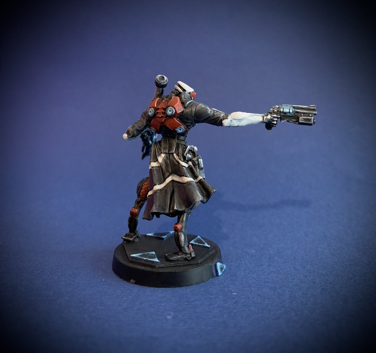 #infinitythegame #infinitythegamepainting #infinityuniverse #infinitythegamenomads #infinitythegametunguska #hollowman #playpainted #paintemall #miniaturewargaming #miniaturepainting #notpaintingwarhammer #waitingforN5