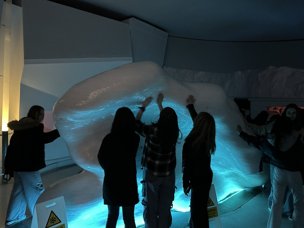 Miss McWilliams tweet media