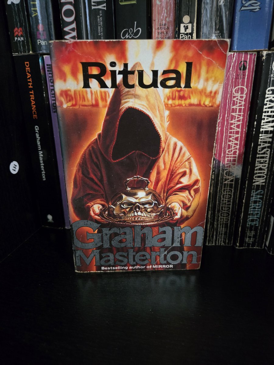 Bookaholicdude's tweet photo. Choose 20 books that have stayed with you or influenced you. One book per day for 20 days, in no particular order. No explanations, no reviews, just covers. Day Thirteen.
#horrorbooks #horrorcommunity #grahammasterton https://t.co/TAeYA6us2x