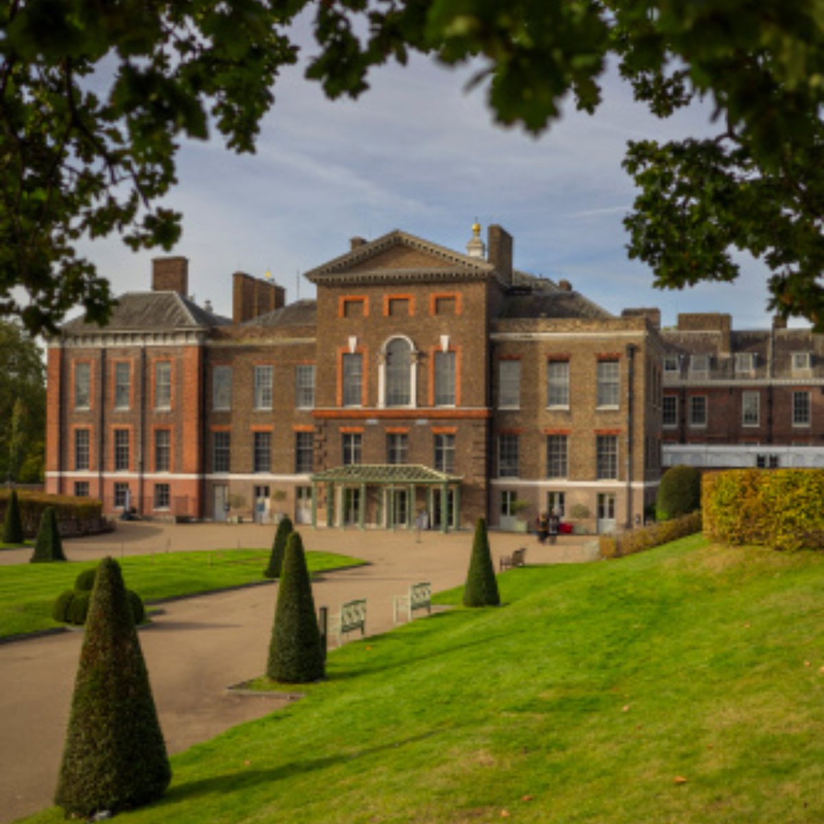 Historic Royal Palaces tweet media