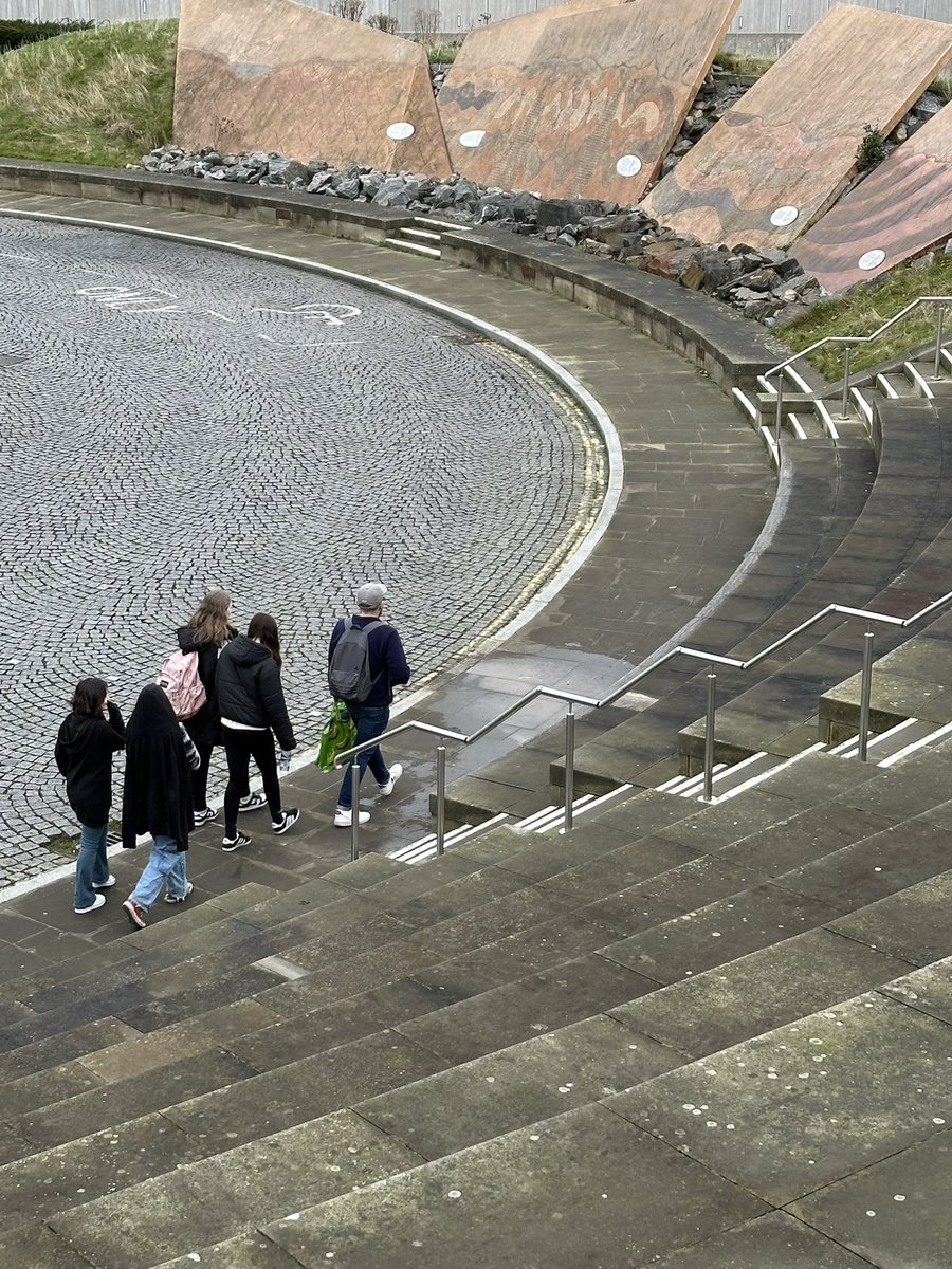 Miss McWilliams tweet media