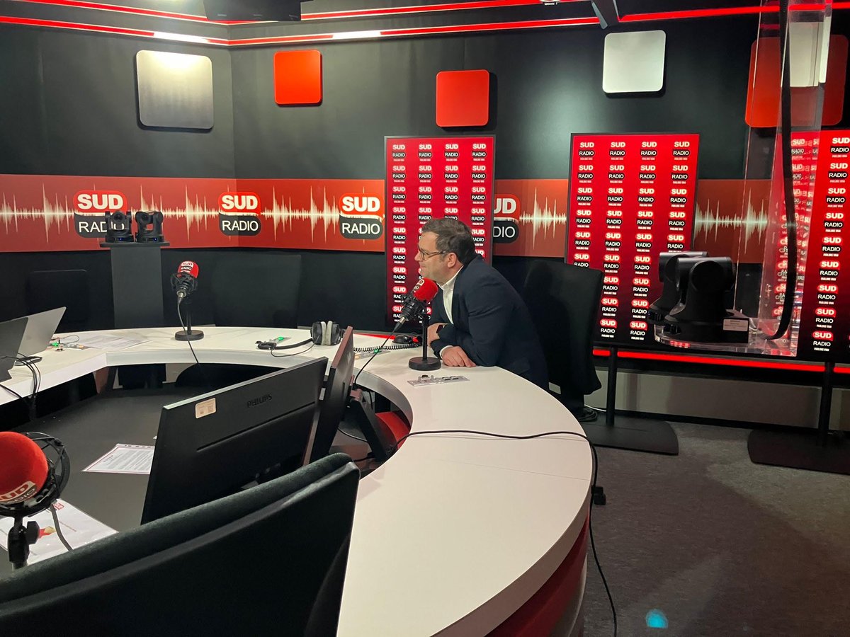 BMW Group France tweet media