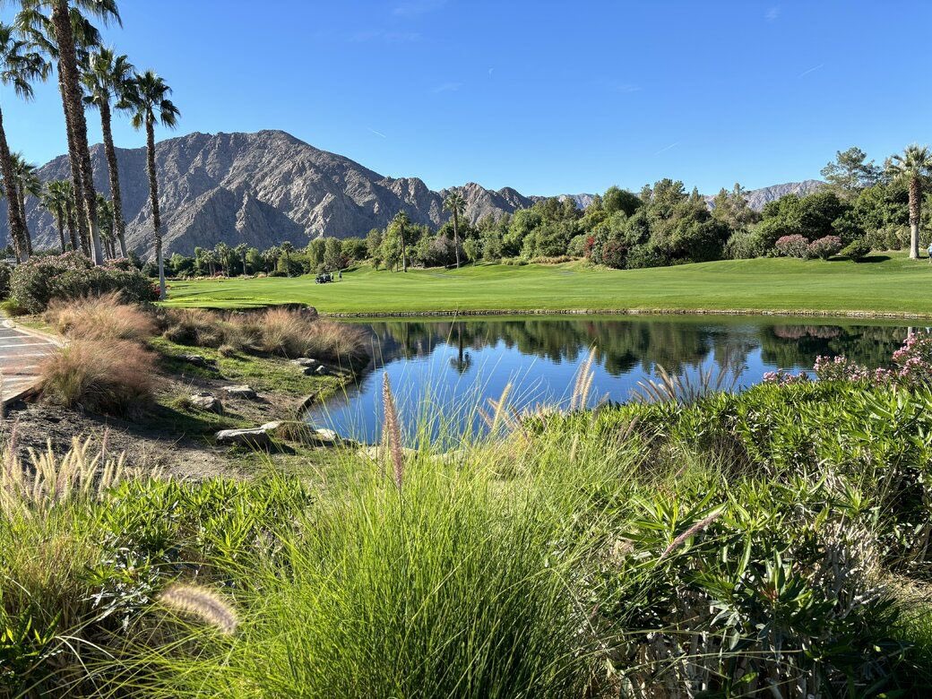 NEW EPISODE🎙️

What’s it like “inside the ropes” at the Grandaddy?

Dan &amp; Chris dive into this 1-of-1 experience in this week’s Off Course.

Ep. 232 is live 🎧👇
🔗: thehackersparadise.com/off-course-the…