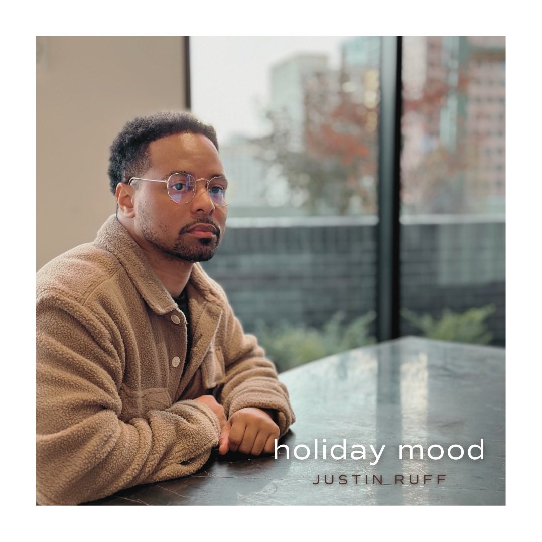 JustinRuffMusic's tweet photo. I’ve wanted to record a holiday record for a while now but the timing was never quite right! (y’all know life be LIFING!) This year, it’s finally time and I couldn’t be more proud or excited. #NewMusic 

From me to you, I present Holiday Mood!

https://t.co/LiBSybSvB9 https://t.co/CzL9n4wiRJ